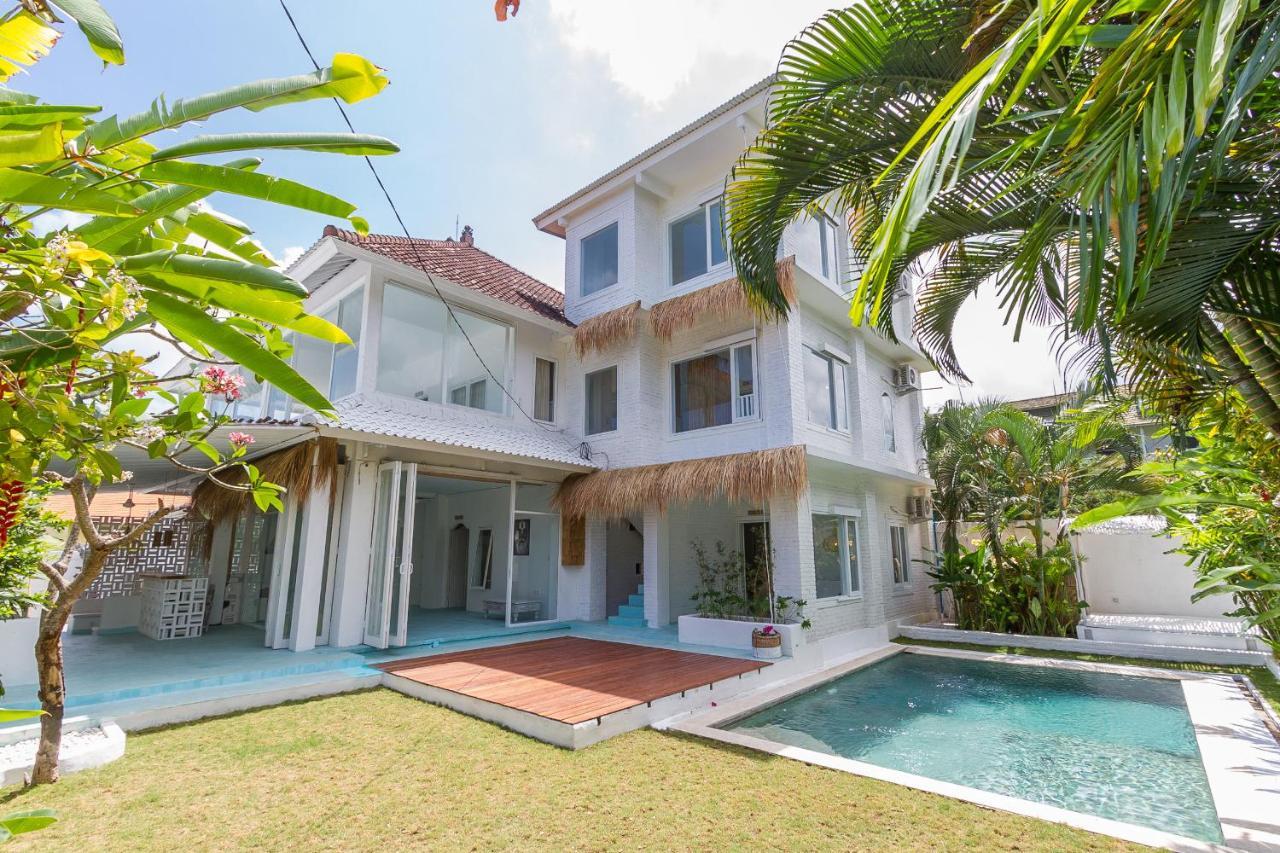 Guru Canggu Exterior photo
