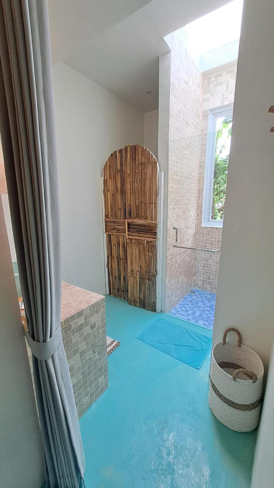 Guru Canggu Exterior photo